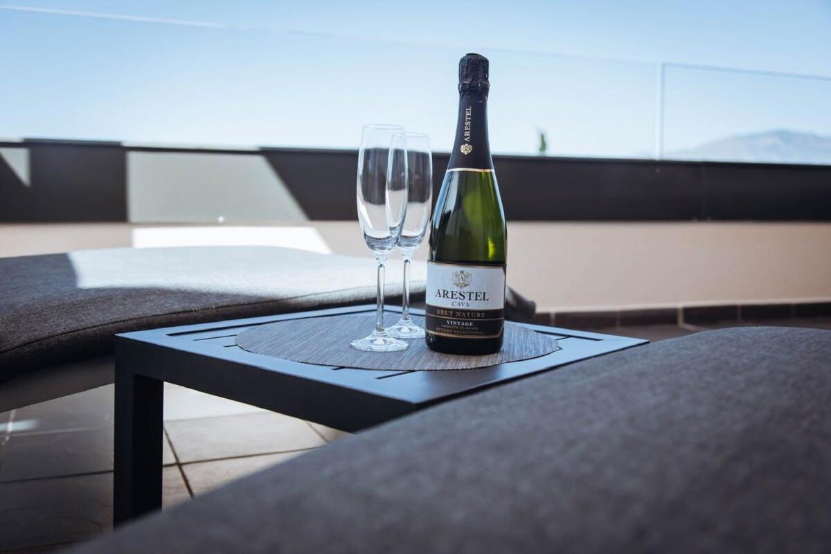 Luxury Apartment With Panoramic Views - Marbella エステポナ エクステリア 写真