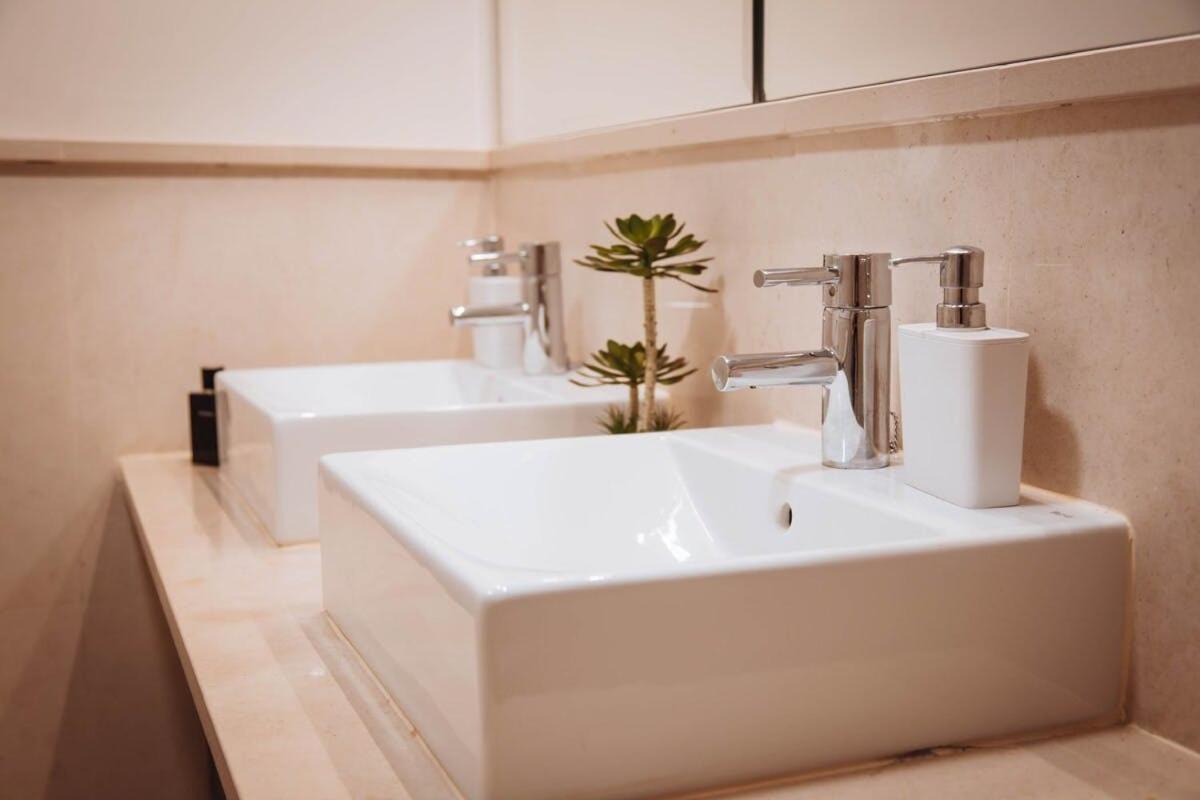 Luxury Apartment With Panoramic Views - Marbella エステポナ エクステリア 写真