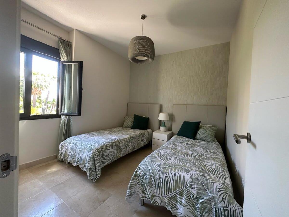 Luxury Apartment With Panoramic Views - Marbella エステポナ エクステリア 写真